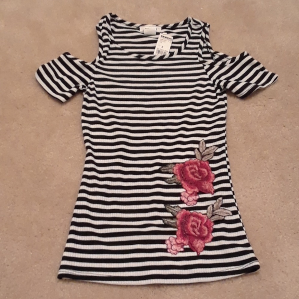 Open shoulder blouse
